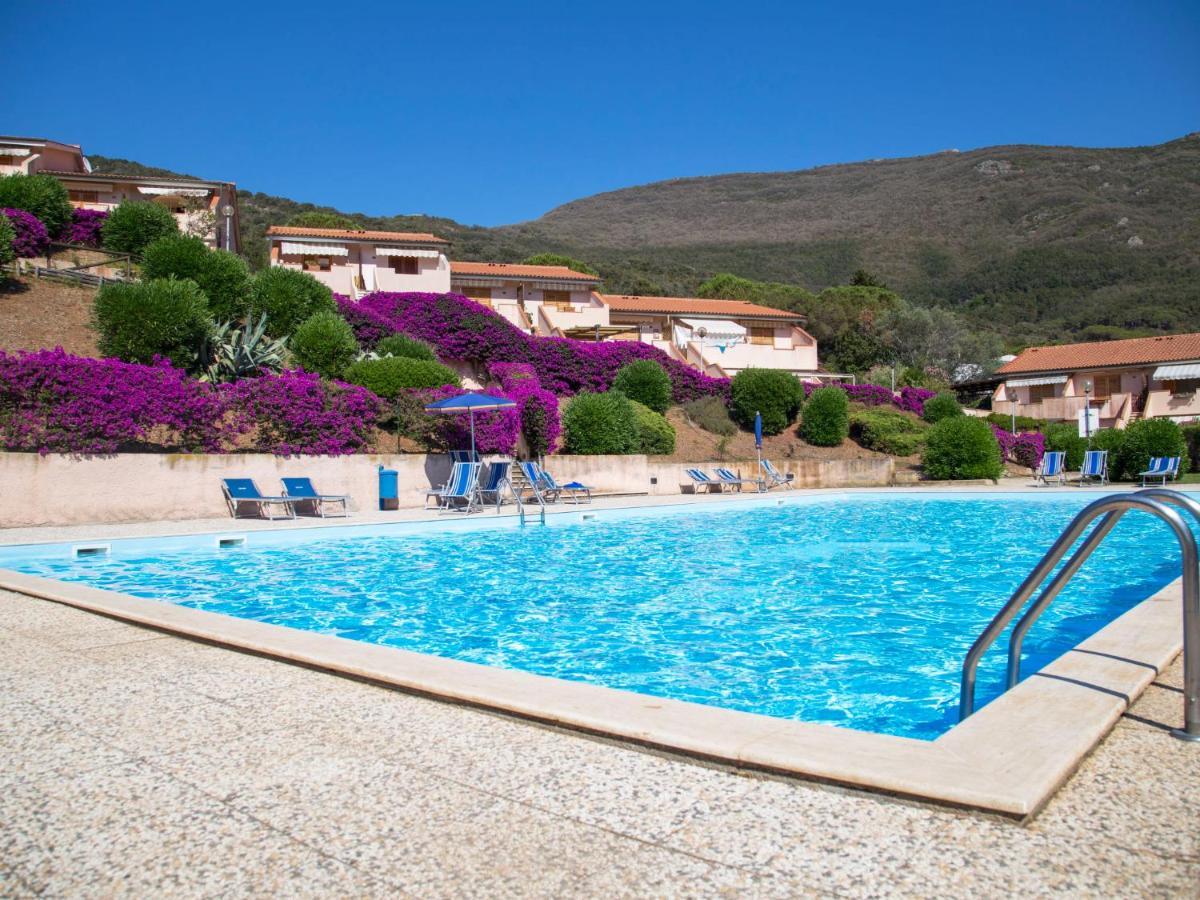 Apartment Cala Rossa-1 By Interhome Nisporto Eksteriør billede